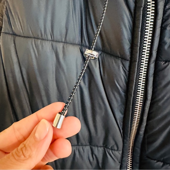 ZARA Oversized Puffer Vest Black - Picture 4 of 12